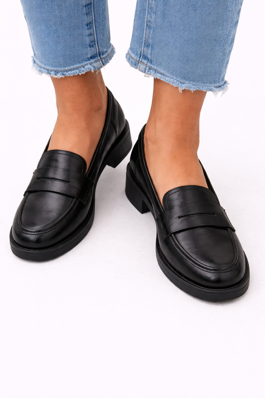 Iwona - Buty ponadczasowej elegancji