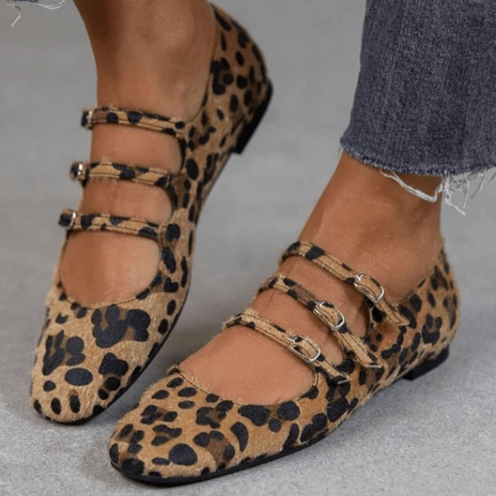 Angelika - Buty w panterkę