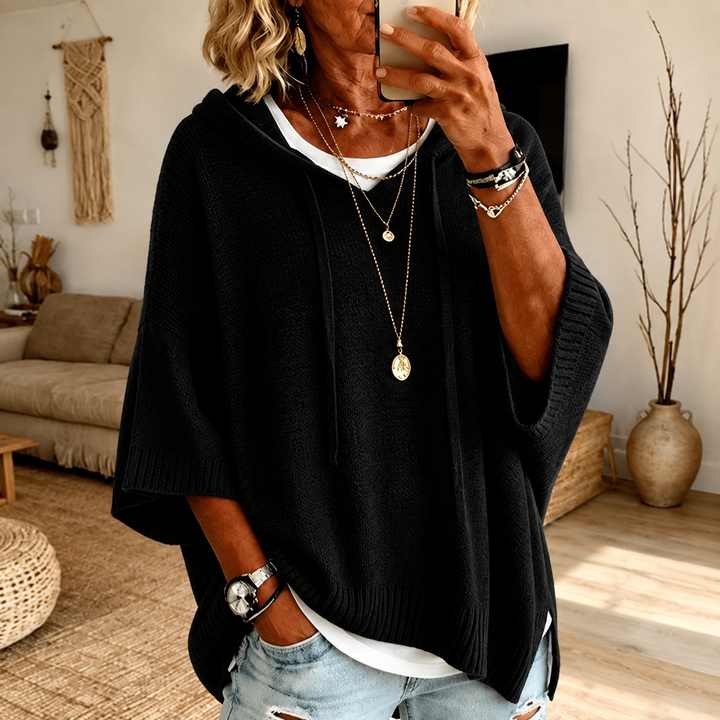Sophie – Czarny sweter ponczo